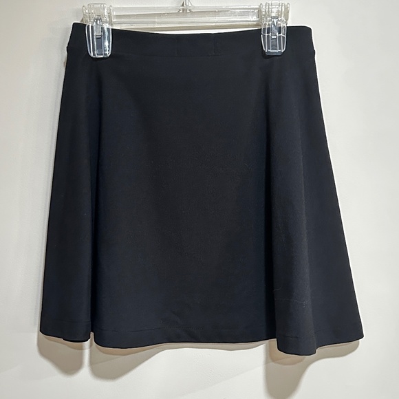 Black Cloth Skirt Size S - Picture 3 of 4